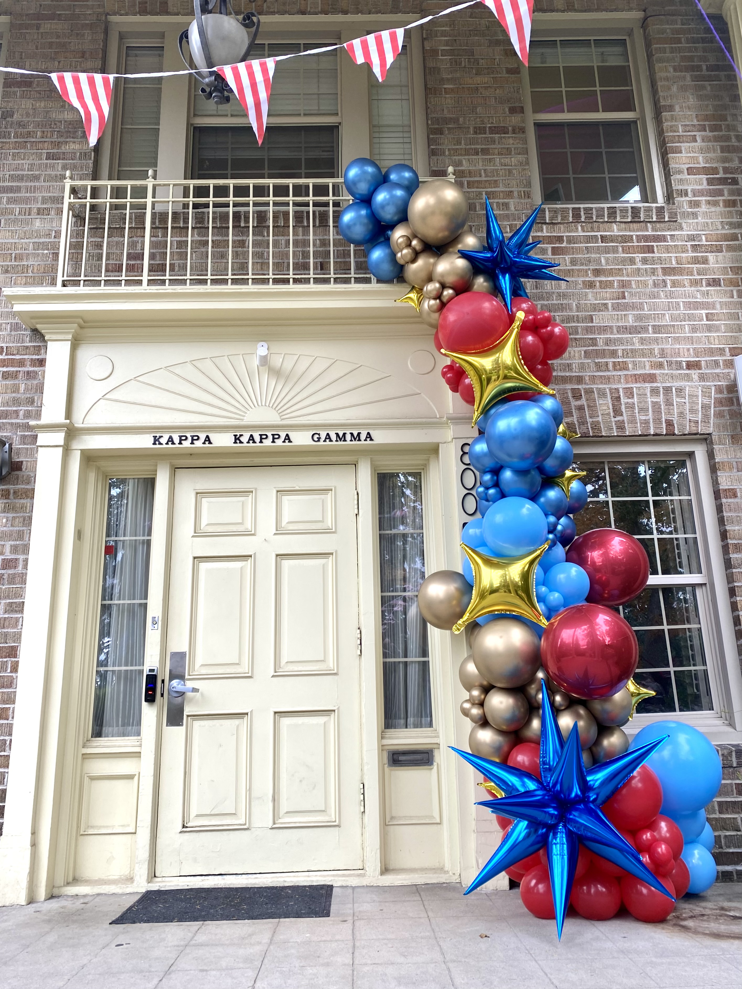 WSU bid day balloons